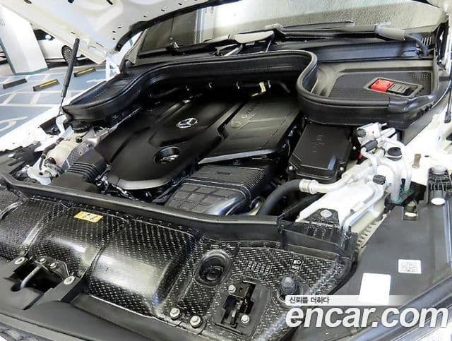 Mercedes-Benz GLS-Class 2022 — Photo 19/20