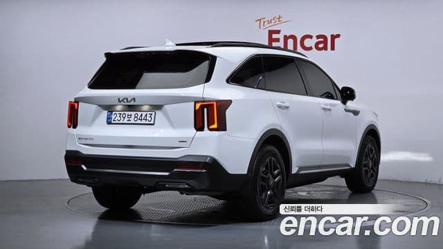 Kia Sorento 2024 — Фото 2/20
