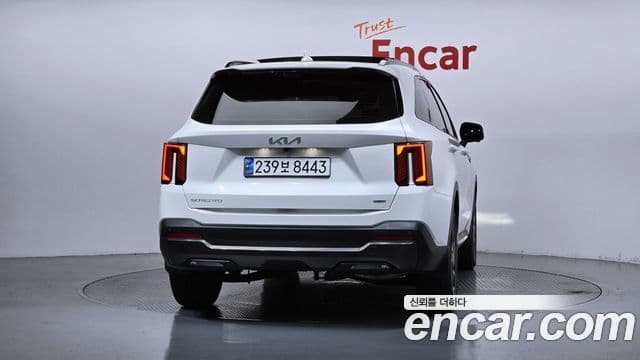 Kia Sorento 2024 — Фото 4/20