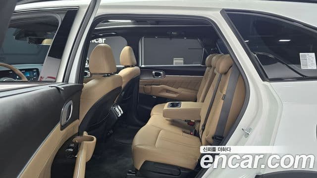 Kia Sorento 2024 — Фото 12/20
