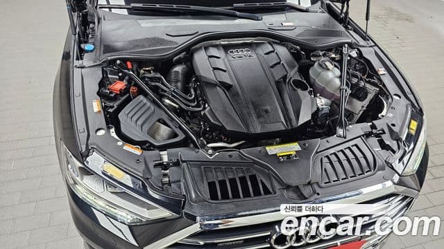 Audi A8 2020 — Photo 3/36