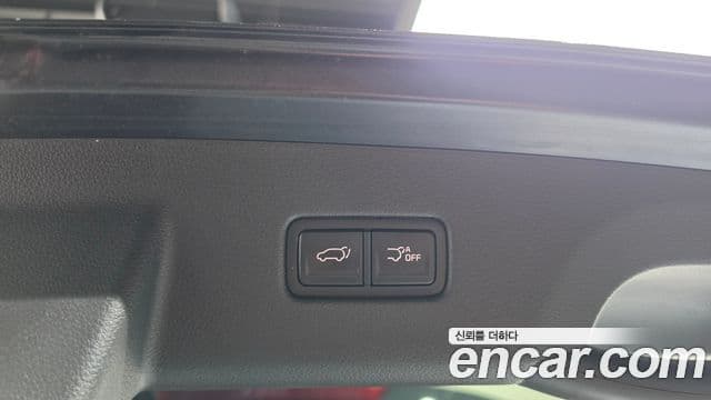 Kia Carnival 2021 — Фото 19/20