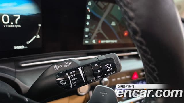 Kia Carnival 2021 — Photo 25/37