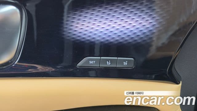 Kia Carnival 2021 — Photo 26/37