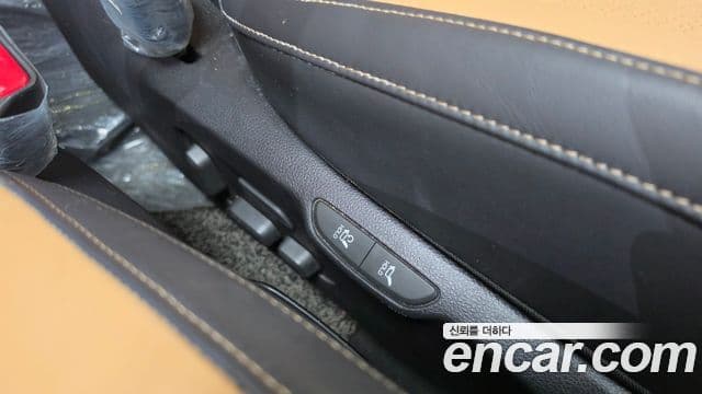 Kia Carnival 2021 — Photo 4/37