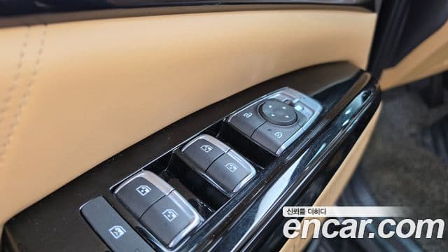 Kia Carnival 2021 — Photo 29/37
