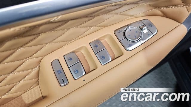 Genesis G70 2022 — ფოტო 18/35