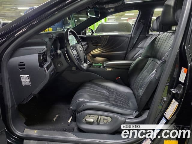 Lexus LS500h 2021 — Şəkil 12/20