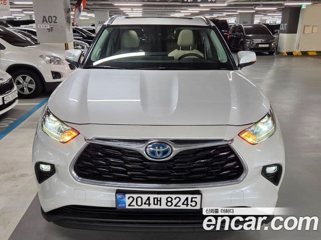 Toyota Highlander 2024 — Photo 1/20
