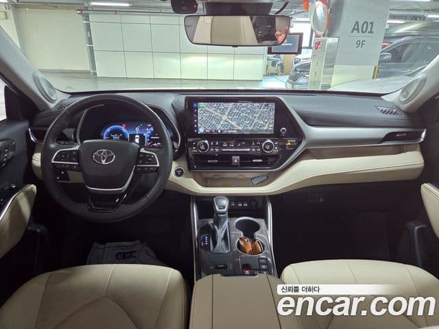 Toyota Highlander 2024 — Photo 11/20