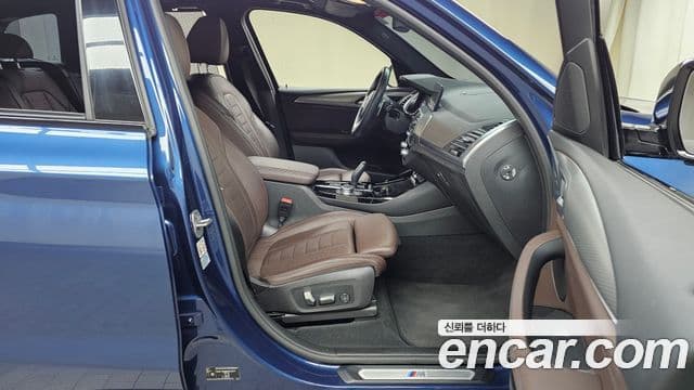 BMW X3 2021 — Şəkil 21/31