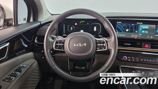 Kia Carnival 2024 — Фото 13/20