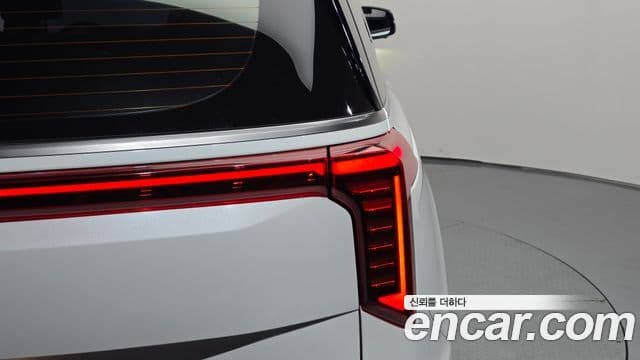 Kia Carnival 2024 — Photo 21/39