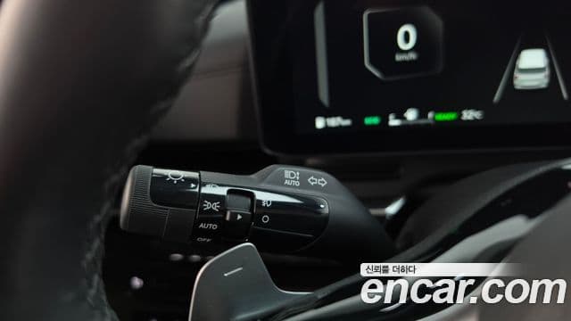 Kia Carnival 2024 — Photo 37/39