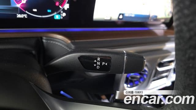 Mercedes-Benz G-Class 2026 — Photo 20/20