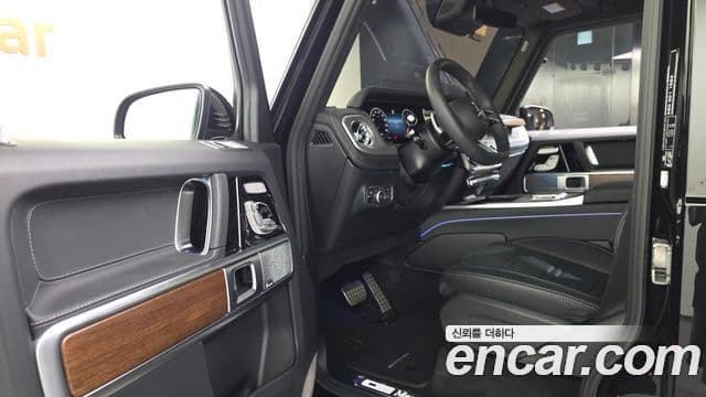 Mercedes-Benz G-Class 2026 — Photo 10/20