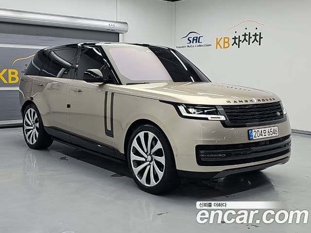 Land Rover Range Rover 2023 — ფოტო 14/18
