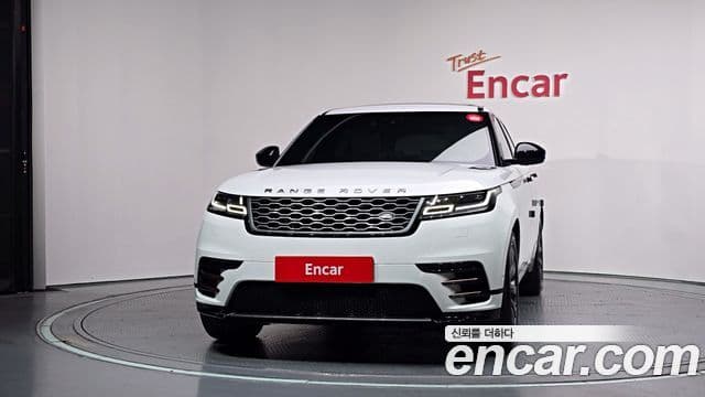 Land Rover Range Rover Velar 2018 — Photo 1/35