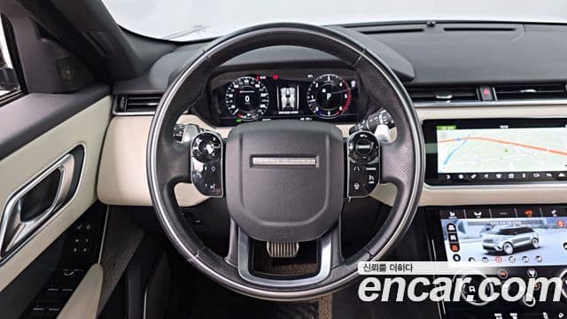 Land Rover Range Rover Velar 2018 — Photo 33/35