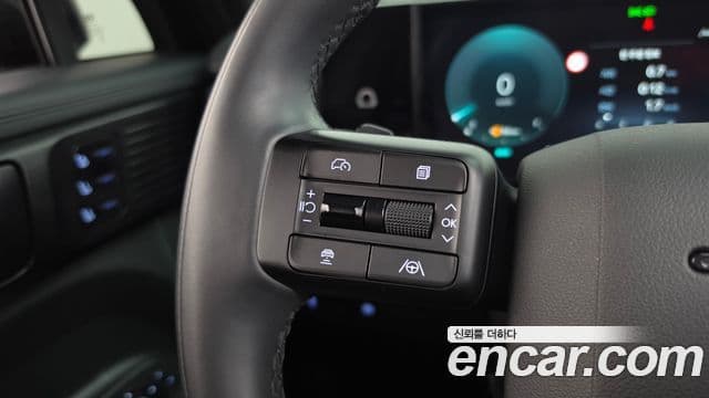 Hyundai Santa Fe 2024 — Photo 33/40