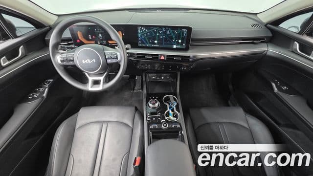 Kia K5 2024 — Photo 16/31