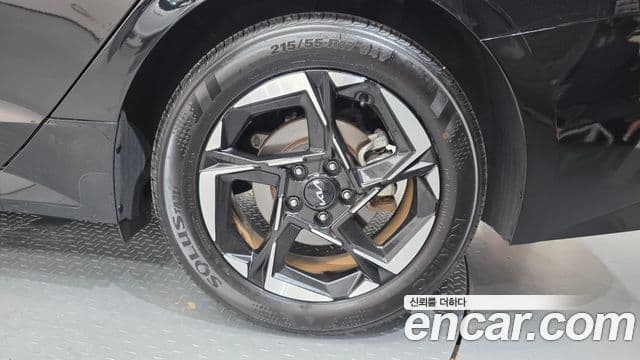 Kia K5 2024 — Photo 19/31