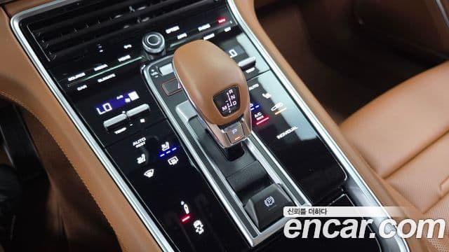 Porsche Panamera 2023 — Photo 6/34