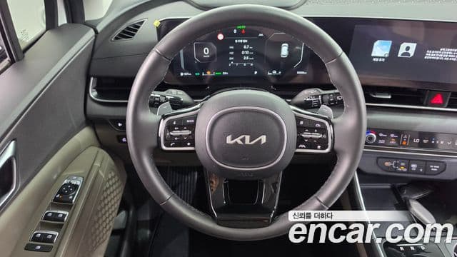 Kia Carnival 2024 — Photo 30/33