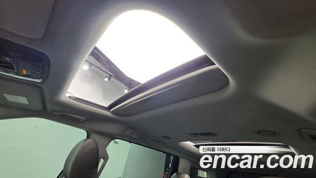 Kia Carnival 2024 — Photo 8/33