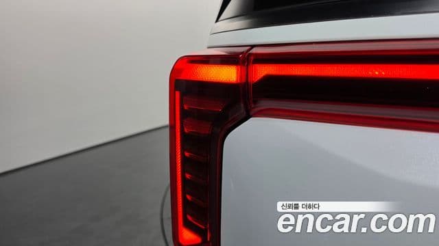 Kia Carnival 2024 — Photo 11/33