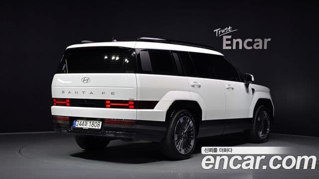 Hyundai Santa Fe 2023 — Şəkil 24/35