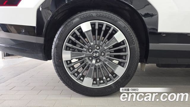 Hyundai Santa Fe 2023 — Şəkil 26/35