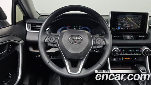 Toyota RAV4 2023 — Şəkil 3/34