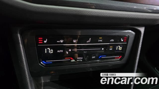 Volkswagen Tiguan 2023 — ფოტო 21/33