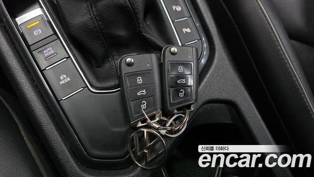 Volkswagen Tiguan 2023 — ფოტო 3/33