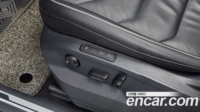 Volkswagen Tiguan 2020 — Photo 18/20