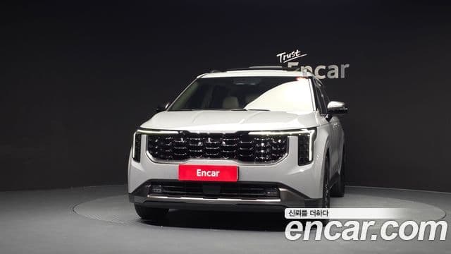 Kia Carnival 2025 — Photo 8/20