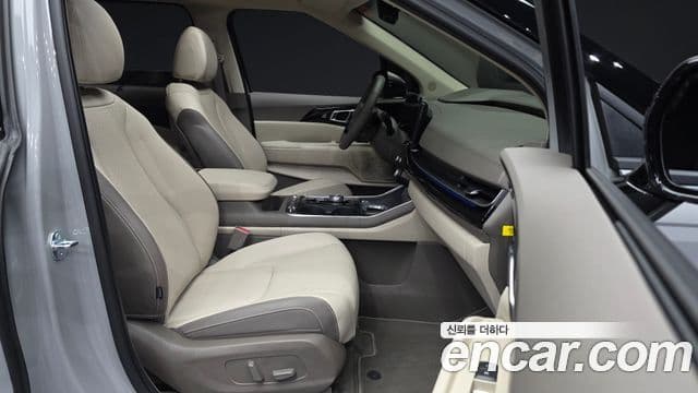 Kia Carnival 2025 — Photo 10/20
