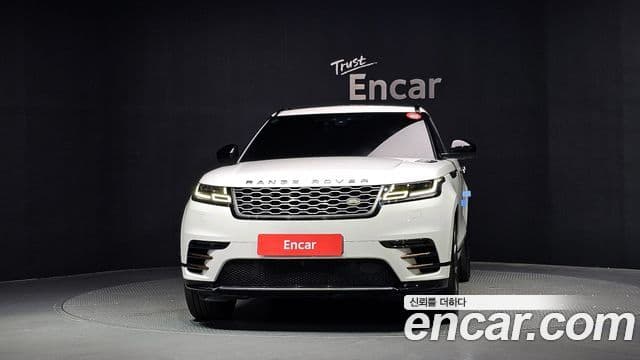 Land Rover Range Rover Velar 2019 — Şəkil 12/37