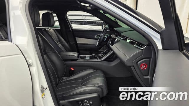 Land Rover Range Rover Velar 2019 — Şəkil 25/37