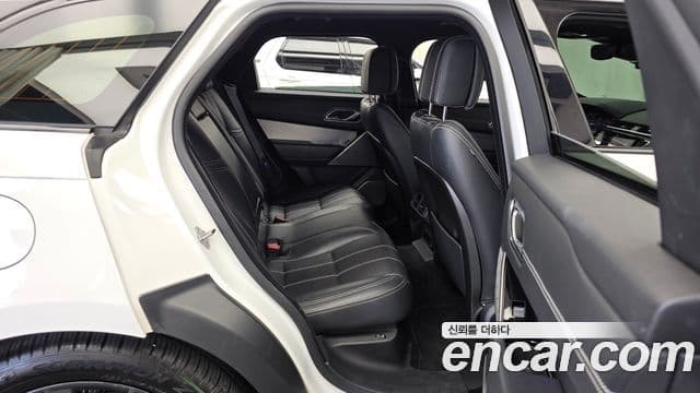 Land Rover Range Rover Velar 2019 — Şəkil 26/37