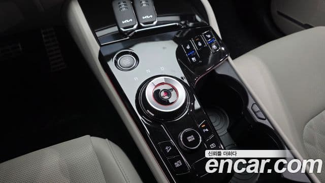 Kia Sportage 2022 — Фото 9/20