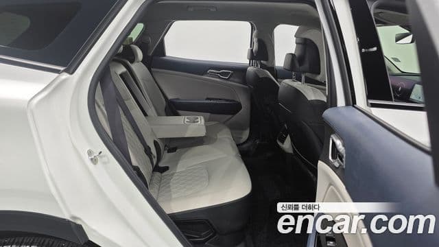 Kia Sportage 2022 — Фото 12/20