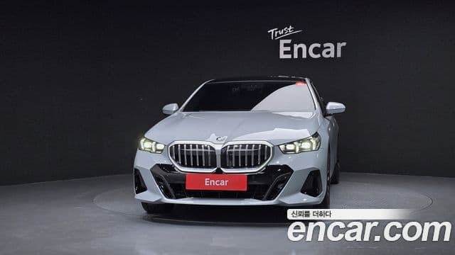 BMW 5 Series 2024 — ფოტო 20/20