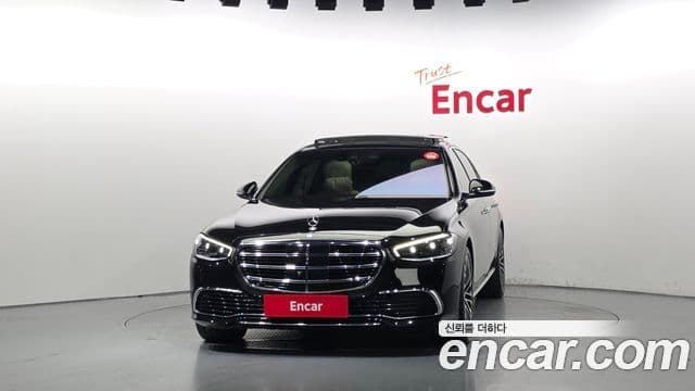 Mercedes-Benz S-Class 2021 — Photo 32/35