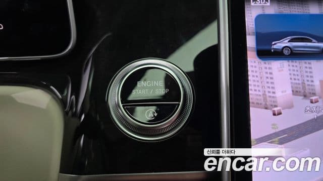 Mercedes-Benz S-Class 2021 — Photo 33/35