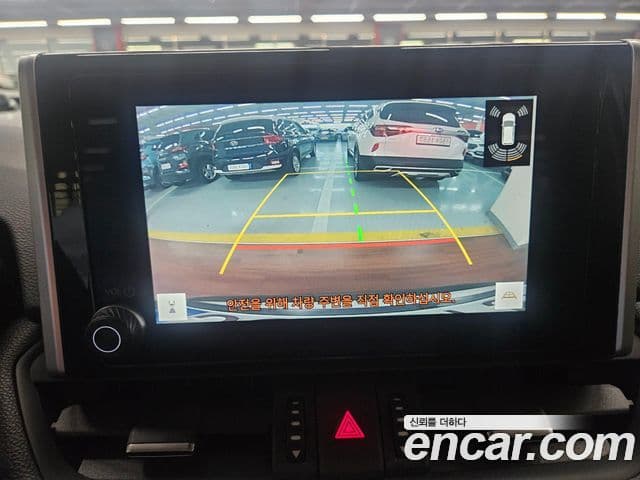 Toyota RAV4 2025 — Photo 4/18