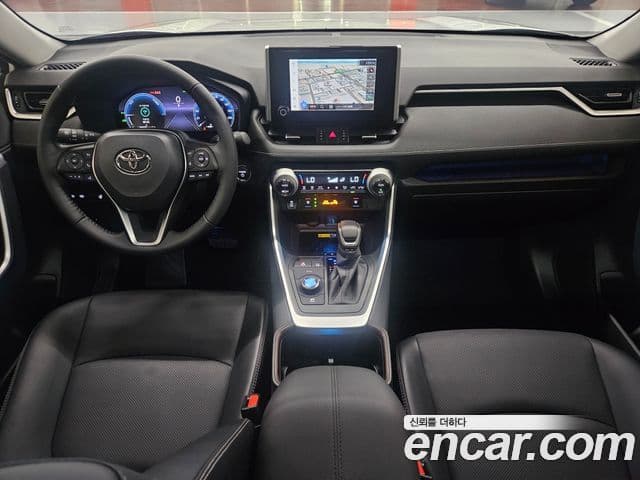 Toyota RAV4 2025 — Photo 9/18