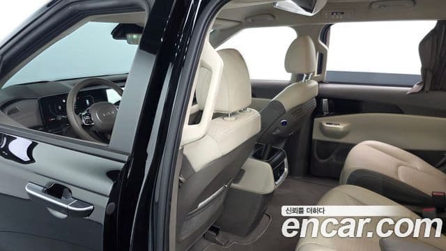 Kia Carnival 2024 — Фото 13/20