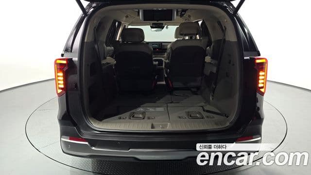 Kia Carnival 2024 — Photo 41/42